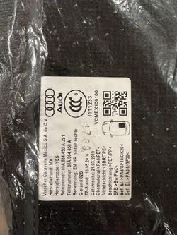 Audi Q5 OEM Fabric floor mats  Full set, sealed