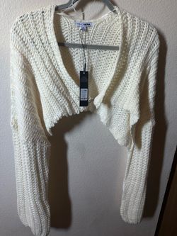 white knit sweater/ Bolero