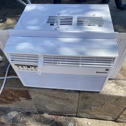 Danby 8000 BTU Window AC Air Conditioner
