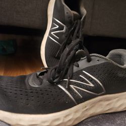 New Balance 520