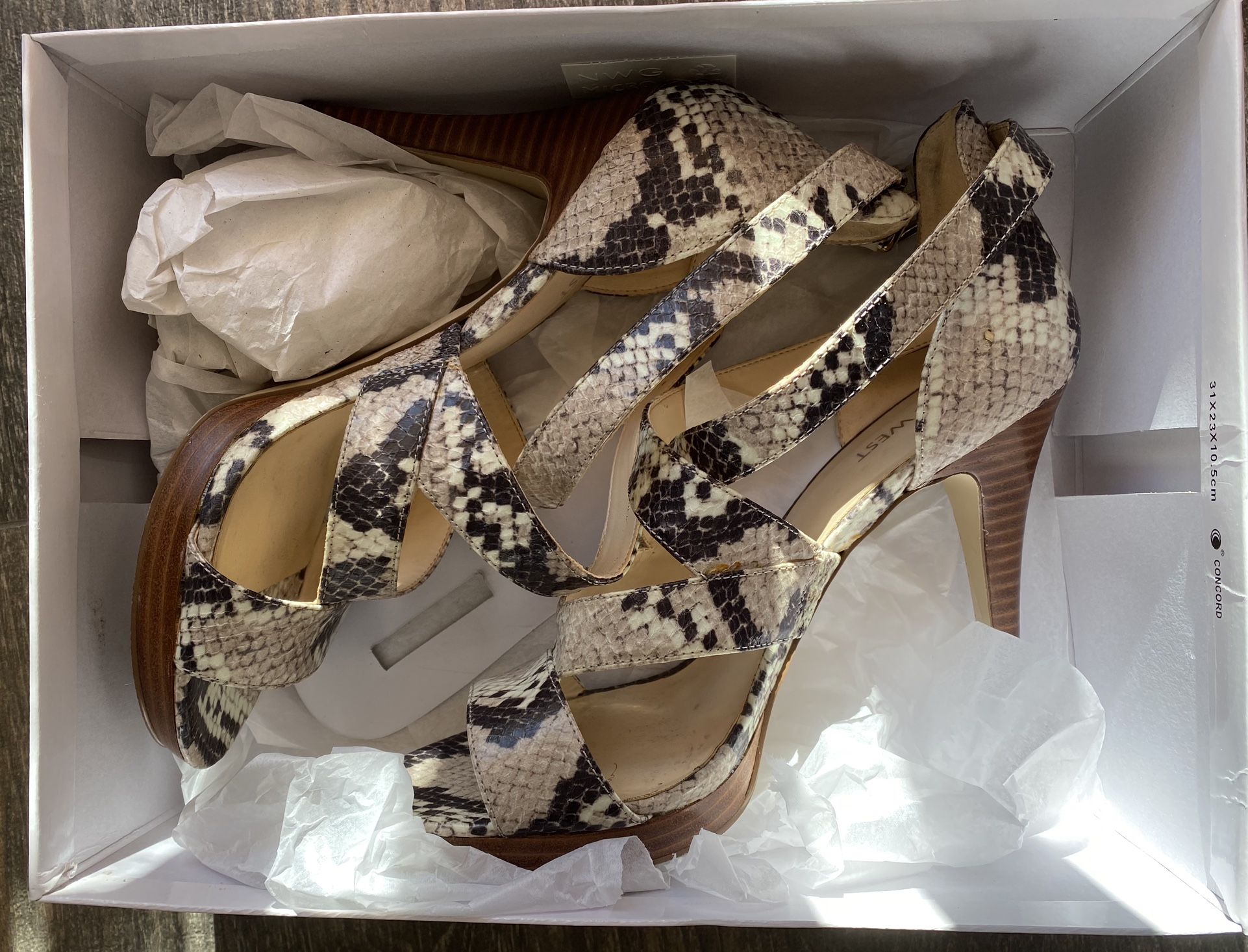 Nine West Makewaveso Agean Nu