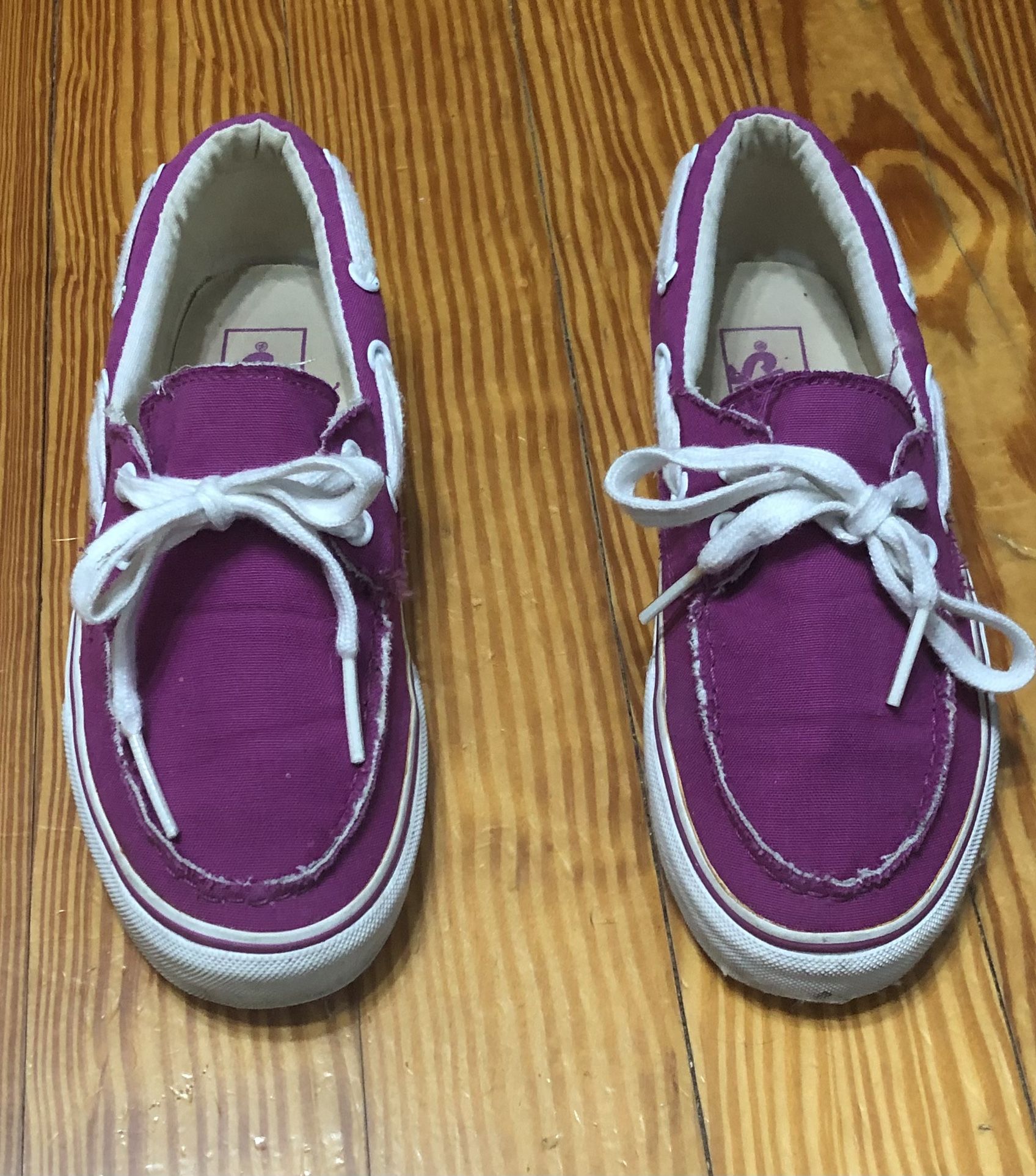 Vans unisex Canvas Boat shoes purple women 6/ Men 4.5