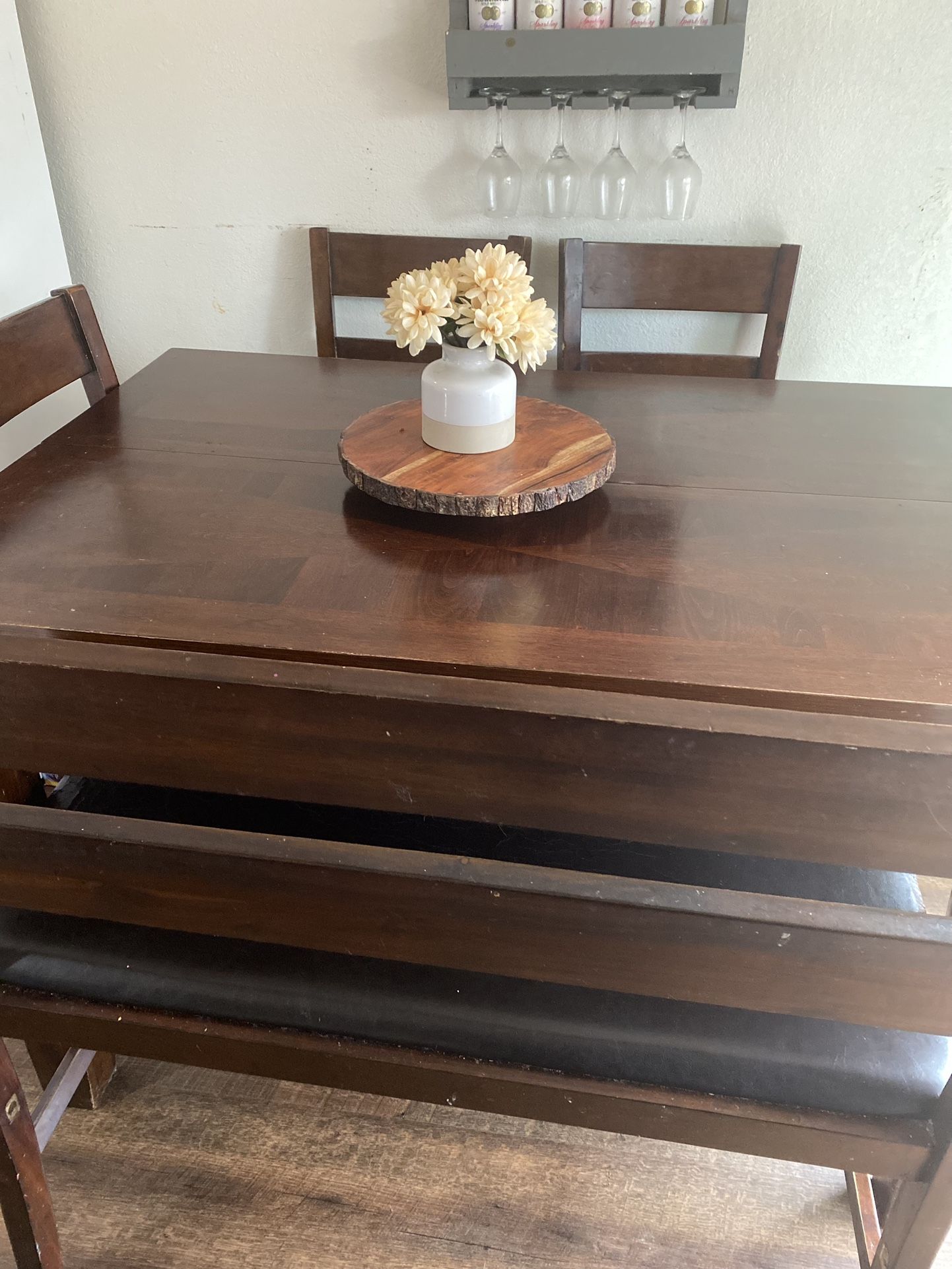 Dining Table Seats 6