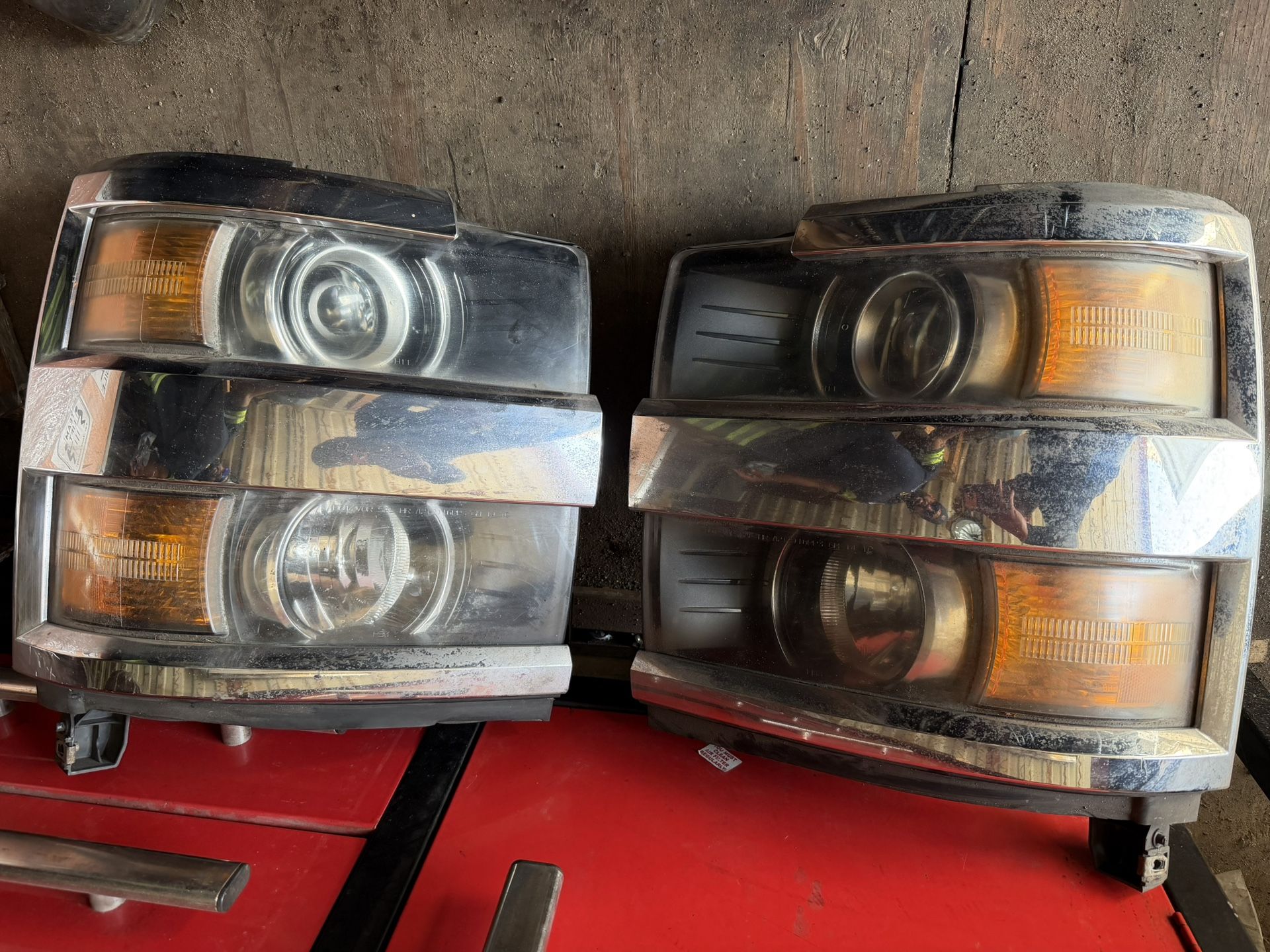 Chevrolet Silverado 2500 OEM Headlights