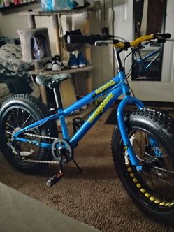 Mongoose Kong Youth Fat Tire Mountain Bike