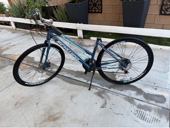Blue schwinn bike