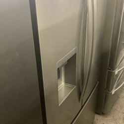 Whirlpool Refrigerator 