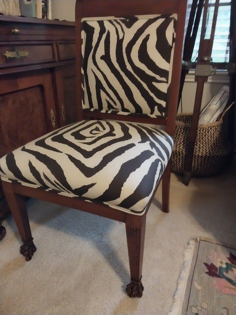 Solid WOOD Antique Chair