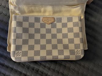 Louis Vuitton Double Zip Pochette