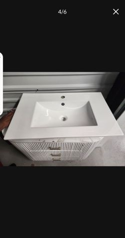 Bathroom Sink Vanity Top w/ Faucet – One Piece Ceramic