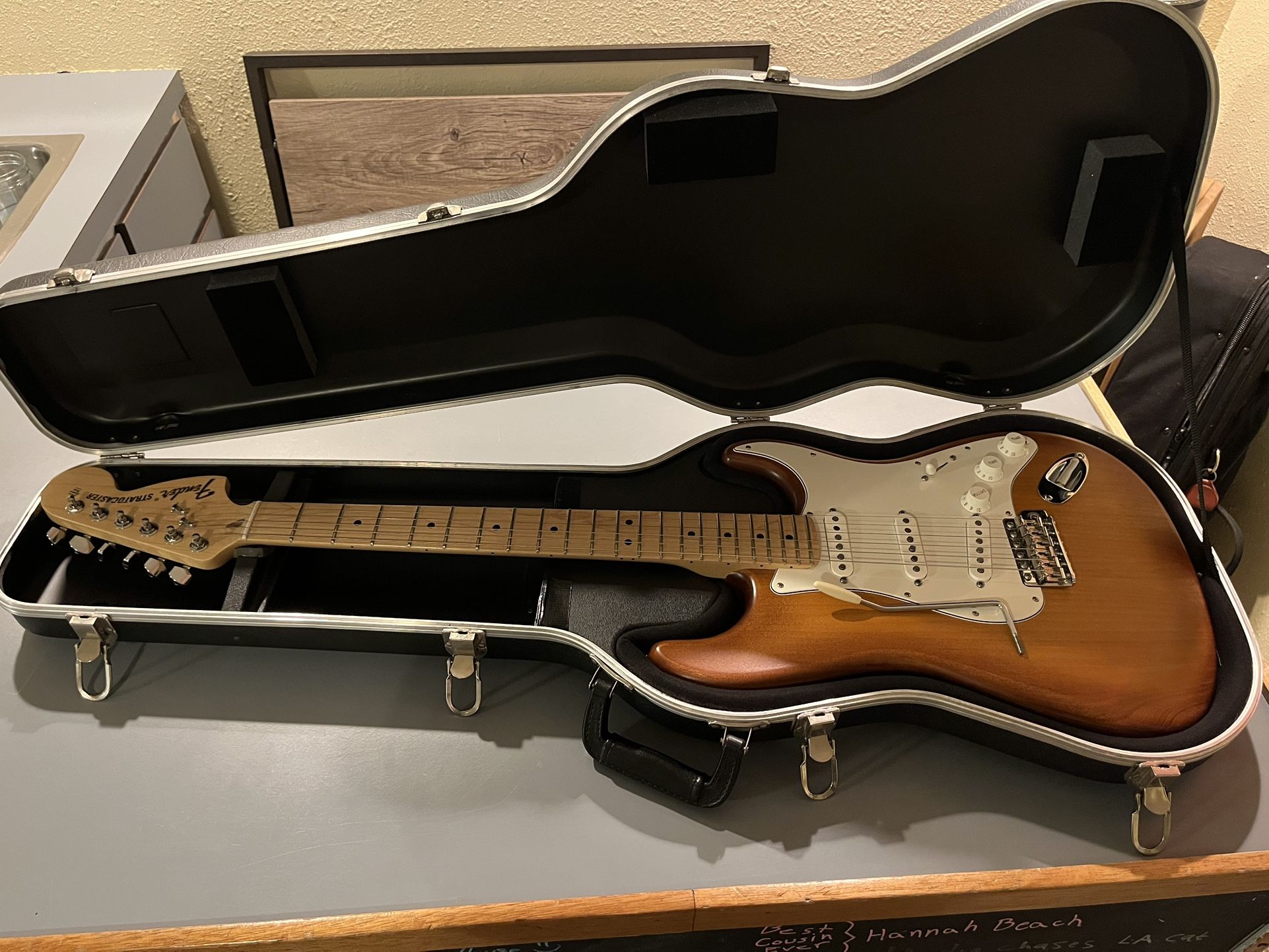 Fender FSR Hand Stained American Special Stratocaster