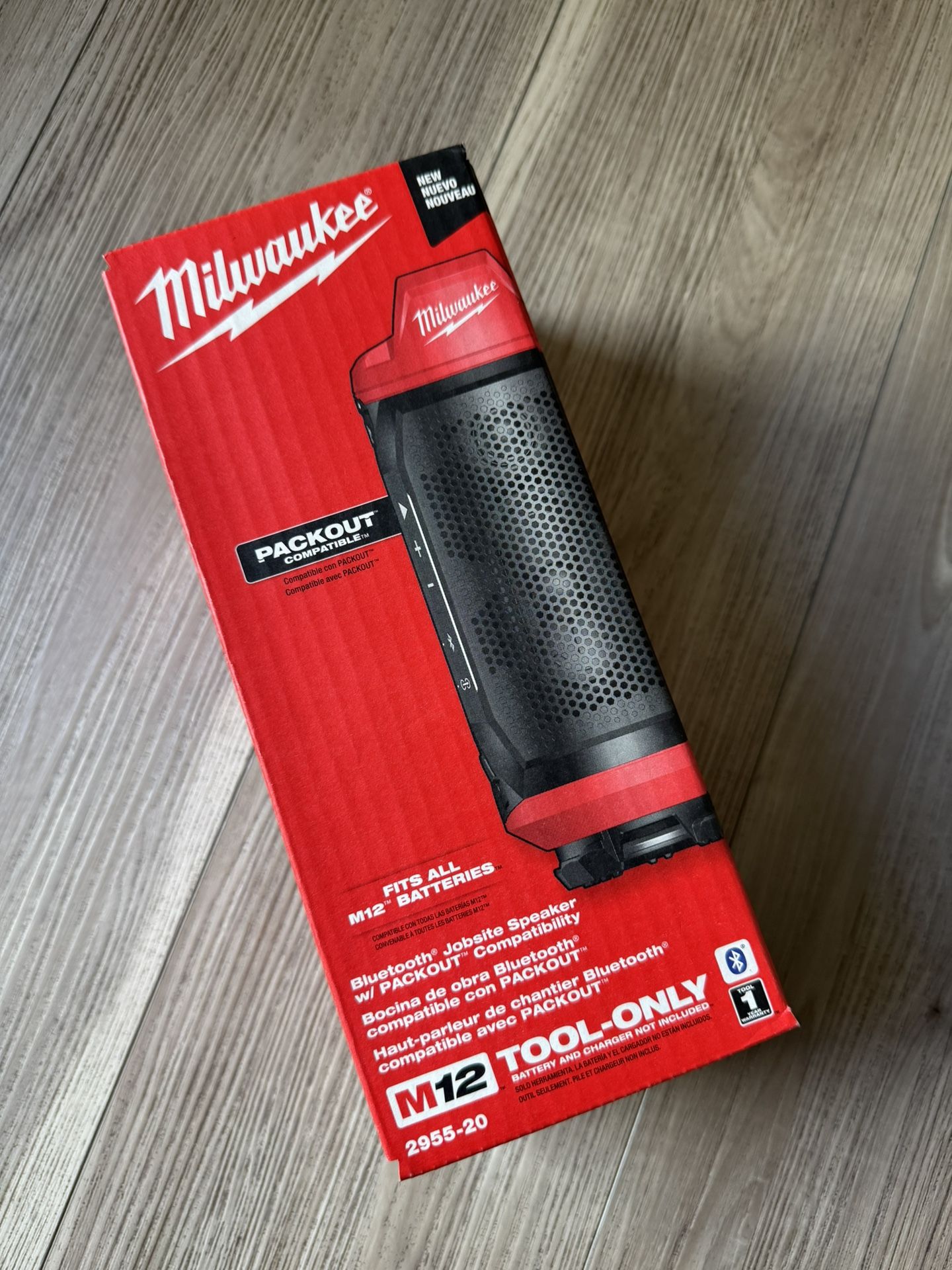 Milwaukee M12 Bluetooth Speaker