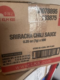 Sirhacha Sauce Packets