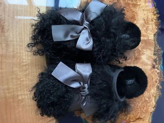 Ugg slippers 