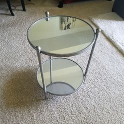 Side Mirror End Table. 