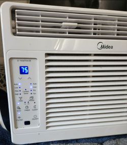 WINDOW AC UNIT