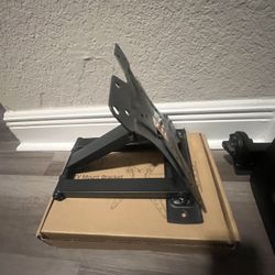 Wall TV Mount $30 