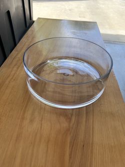 20 Glass centerpiece vase