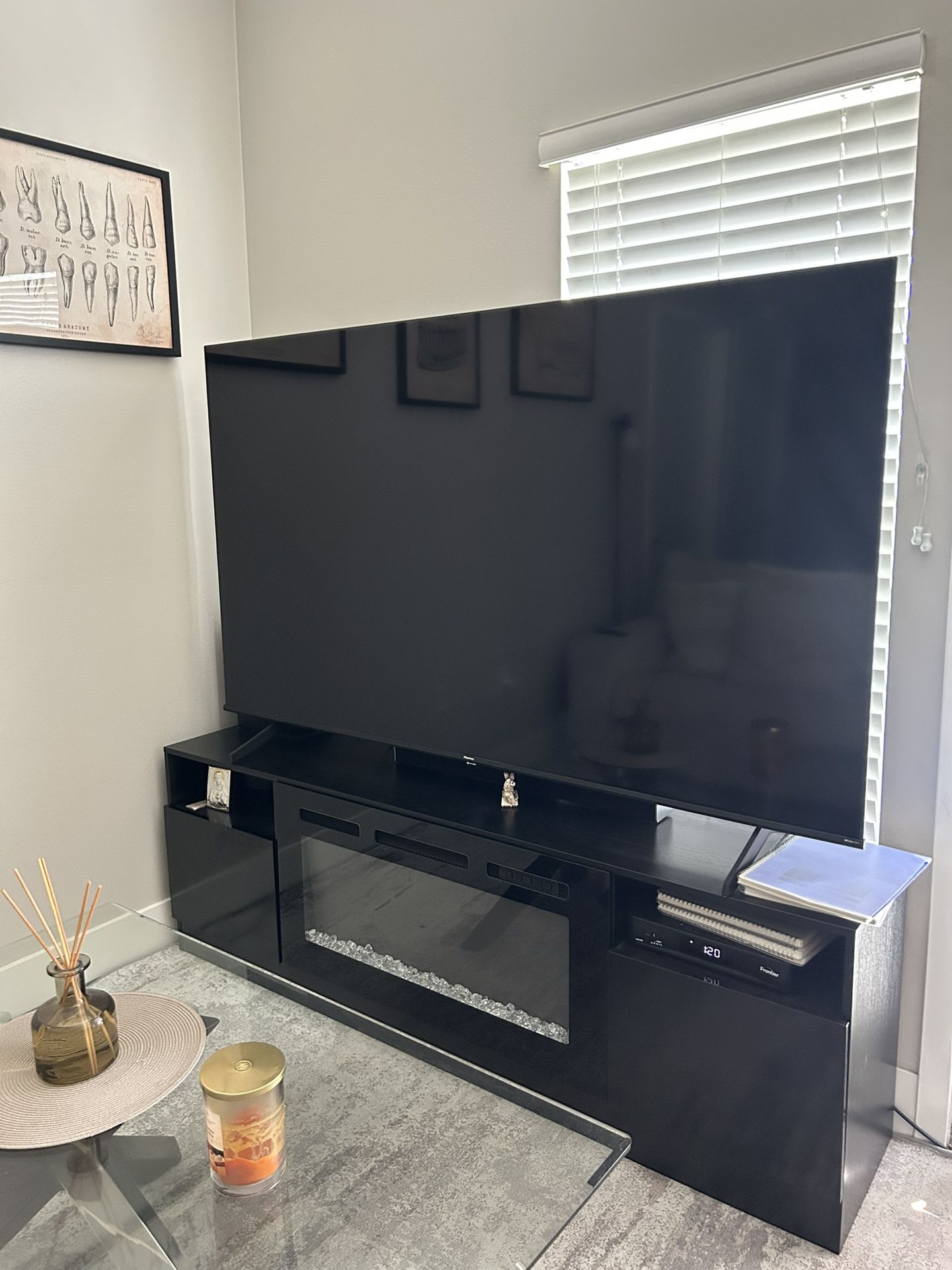 65 Inch Smart tv