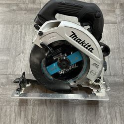 Makita XSH04 18v Circular Saw 6.5” Tool Only *5315 