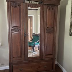 Victorian Armoire 