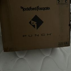Rockford Fosgate P300 12”