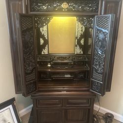 Japanese Alter (Butsudan)