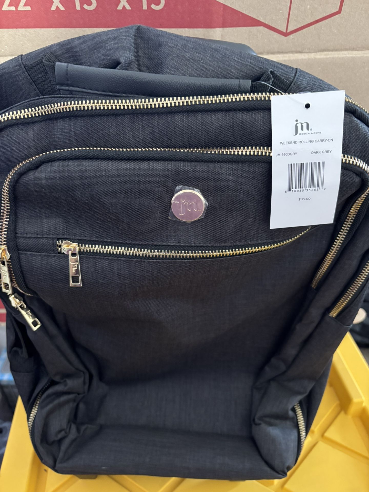 Rolling Carry On Bag 