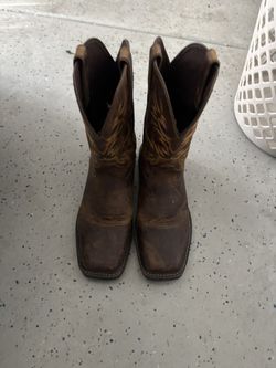 Justin Original Work Boots Men's Driller Pull-On Square Toe Work Boot