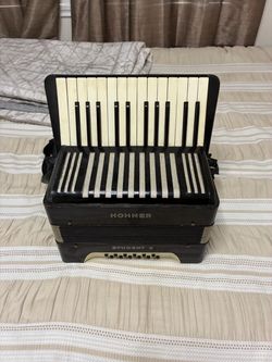 accordion hohner bueno