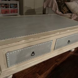 Coffee table & side table