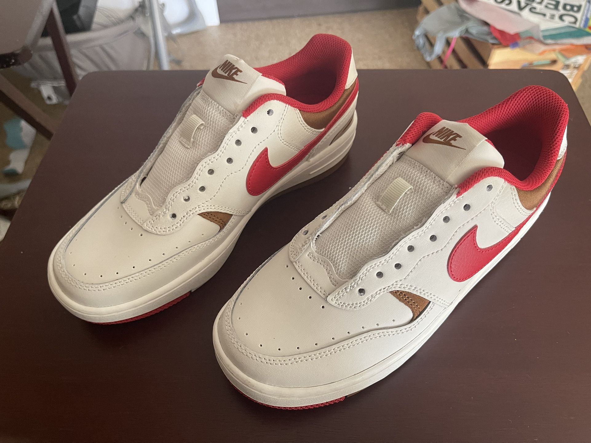 Nike Shoes Size 7 Youth