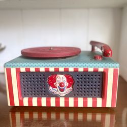 Vintage 1950’s Bozo the clown phonograph record player toy