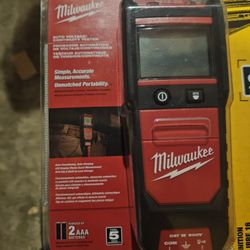 Milwaukee Auto Voltage/Continuity Tester Set (Firm 35.00)