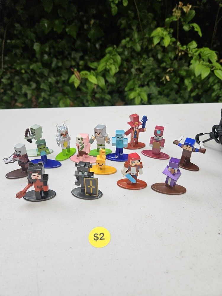 Minecraft Die Cast Figurines
