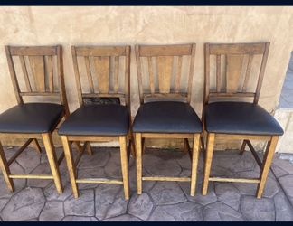 Table Chairs