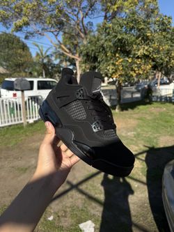 Jordan Retro 4’s Black Cats