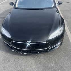 2014 Tesla Model S