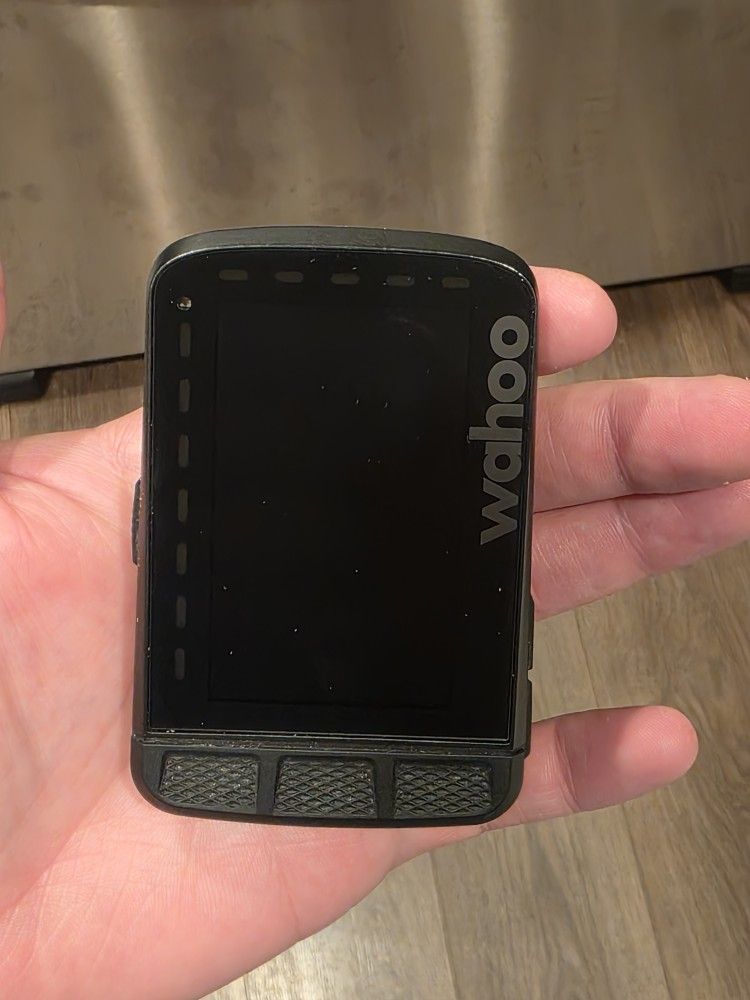 Wahoo ELEMNT Roam V1