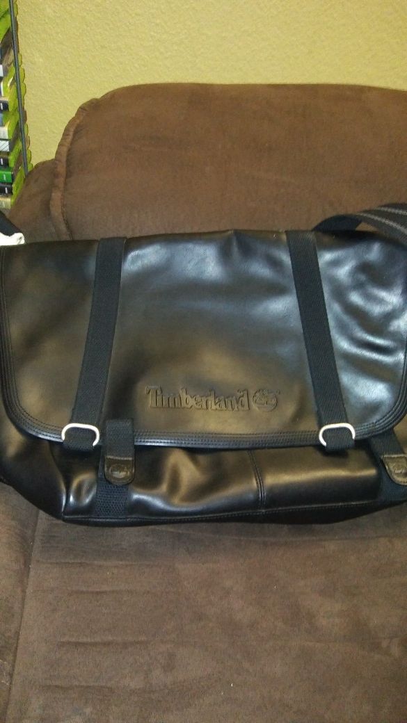 timberland leather messenger bag