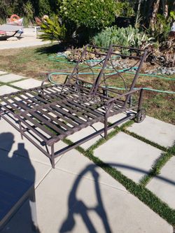 Brown Jordan Outdoor Double Chaise Lounge