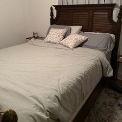 Queen Bedroom set