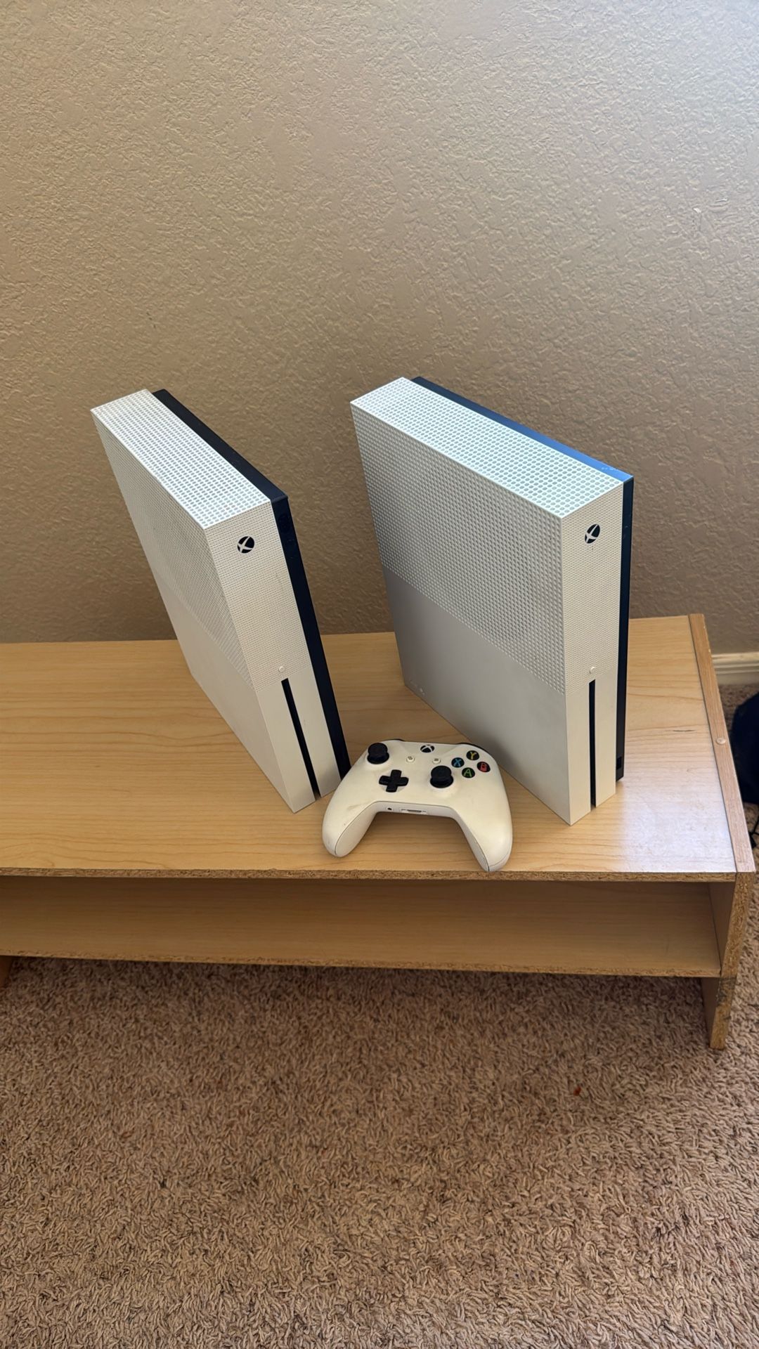 Xbox One S White
