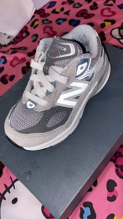 Kid sneakers