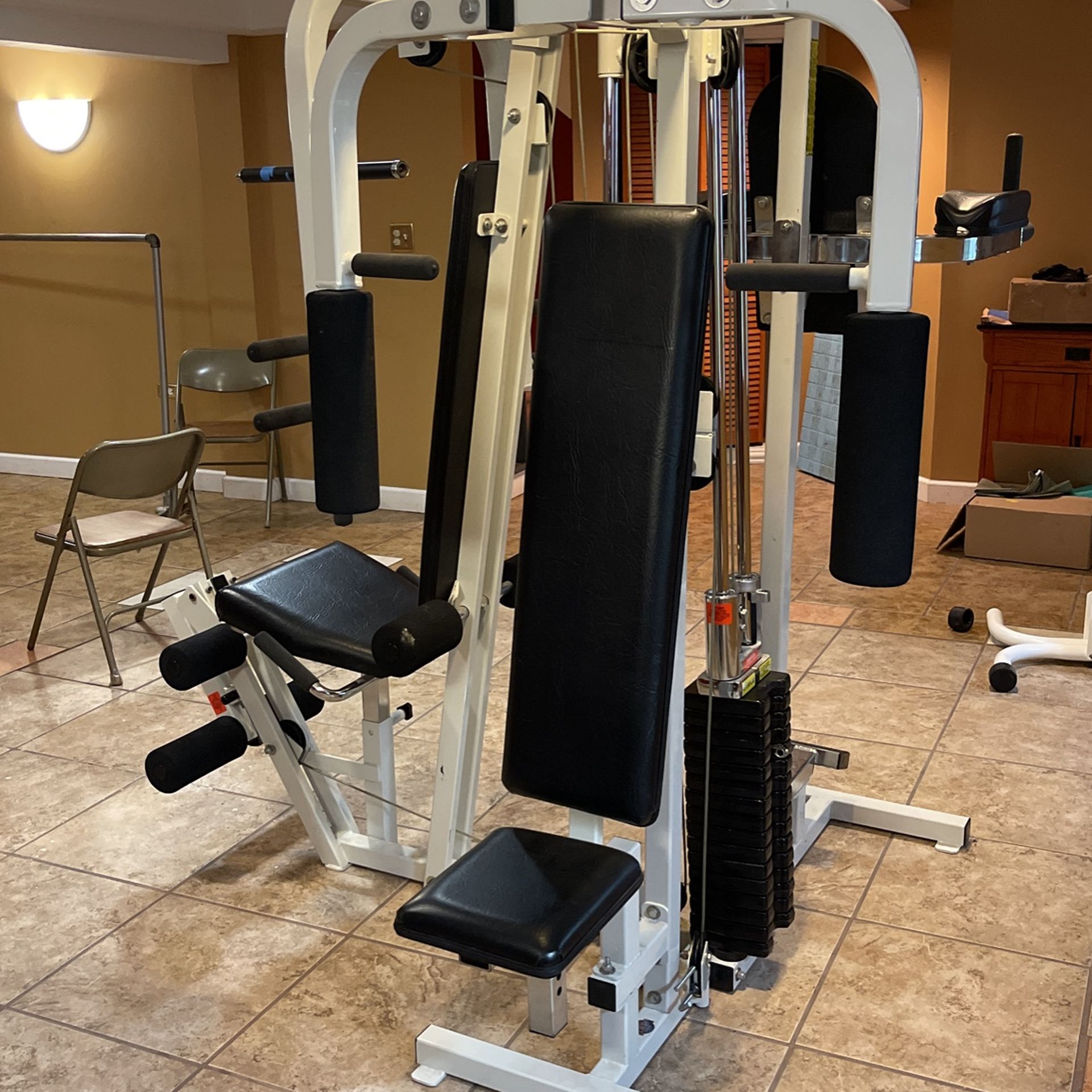 Gym Equipment ( Paramount Ct20 Plus for Sale in Naperville, IL OfferUp