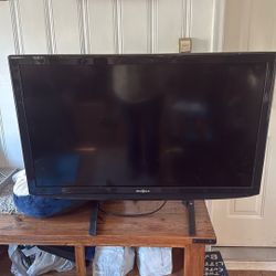 42” Insignia TV