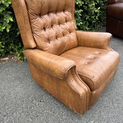 Rocking Retro Vintage Kitschy Tufted button hole Vinyl Rocker Recliner Chair 