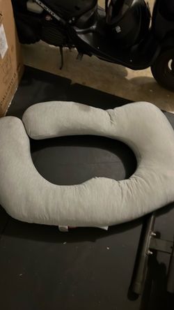 Momcozy U-Shaped Pregnancy Pillow