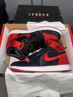 Jordan 1 satin bred Sz 9.5M 11W