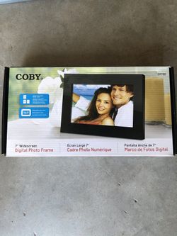 Coby 7 inch Wide Screen Digital Photo Frame